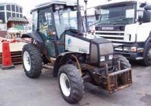 4WD traktori Valtra 700-4
