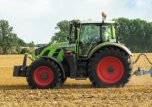 4WD traktori Fendt 724 Vario ProfiPlus