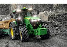 4WD traktori John Deere 7280 R