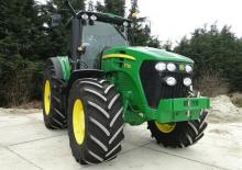 4WD traktori John Deere 7730
