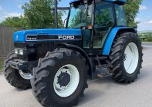 4WD traktori Ford-NH 7840 SL A Dual
