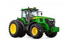 4WD traktori John Deere 7M 215