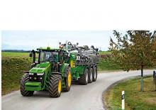 4WD traktori John Deere 8285 R