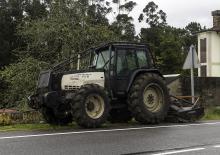4WD traktori Valtra 8400