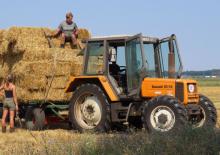 4WD traktori Renault 85-34 MX A