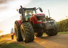 4WD traktori Massey Ferguson 8727