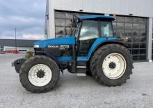 4WD traktori Ford-NH 8770 TA Powers.