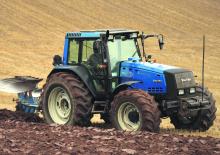4WD traktori Valtra 8950 HI IC