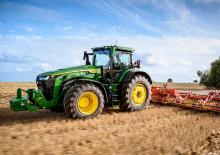4WD traktori John Deere 8R 410  