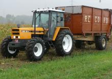 4WD traktori Renault 95-14