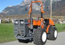 4WD traktori Holder A 440