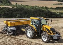 4WD traktori Valtra A114