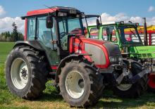 4WD traktori Valtra A85SH