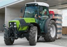 4WD traktori DEUTZ-FAHR Agroplus F 420 GS