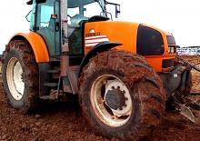 4WD traktori Renault Ares 640 RZ
