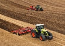 4WD traktori Claas Axion 920 