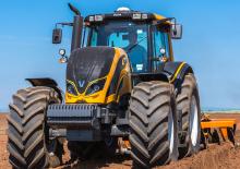 4WD traktori Valtra BH174