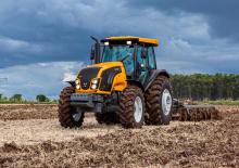 4WD traktori Valtra BM125i
