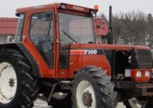 4WD traktori Fiatagri F 100