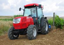 4WD traktori McCormick F80F