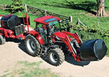 4WD traktori Case IH Farmall 105 U EP Profi