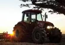 4WD traktori Case IH Farmall 80