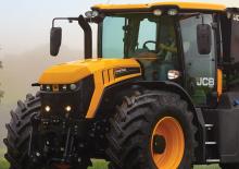 4WD traktori JCB Fastrac 4220