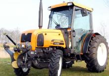 4WD traktori Renault Fructus 130