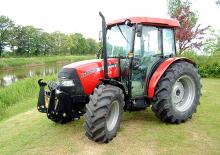 4WD traktori Case IH JX 1070 N Komfort 1
