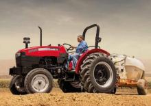 4WD traktori Case IH JX45T Compact