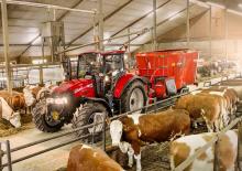 4WD traktori Case IH Luxxum 120 Basis