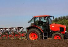 4WD traktori Kubota M 110 GX