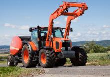 4WD traktori Kubota M 128 GX-II