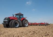 4WD traktori Case IH Magnum 250