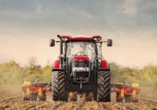 4WD traktori Case IH Maxxum 125 MC