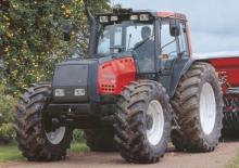 4WD traktori Valtra Mega 8550