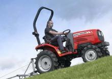 4WD traktori Massey Ferguson MF 1519 M