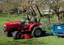 4WD traktori Massey Ferguson MF 1525