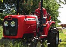 4WD traktori Massey Ferguson MF 1529 M