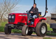 4WD traktori Massey Ferguson MF 1532 H