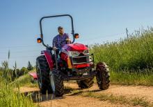 4WD traktori Massey Ferguson MF 2850E