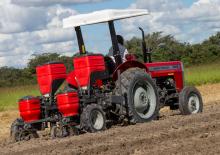 4WD traktori Massey Ferguson MF 345 Xtra