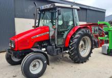 4WD traktori Massey Ferguson MF 4235 Freisicht