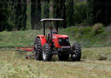 4WD traktori Massey Ferguson MF 440 Xtra