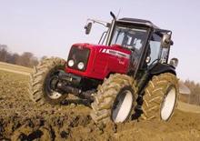 4WD traktori Massey Ferguson MF 4435