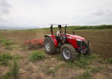 4WD traktori Massey Ferguson MF 4708ES