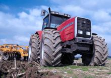 4WD traktori Massey Ferguson MF 8170-4