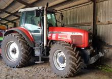 4WD traktori Massey Ferguson MF 8210-4 Classic