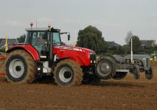 4WD traktori Massey Ferguson MF 8470 Dyna-VT