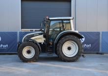 4WD traktori Valtra N122